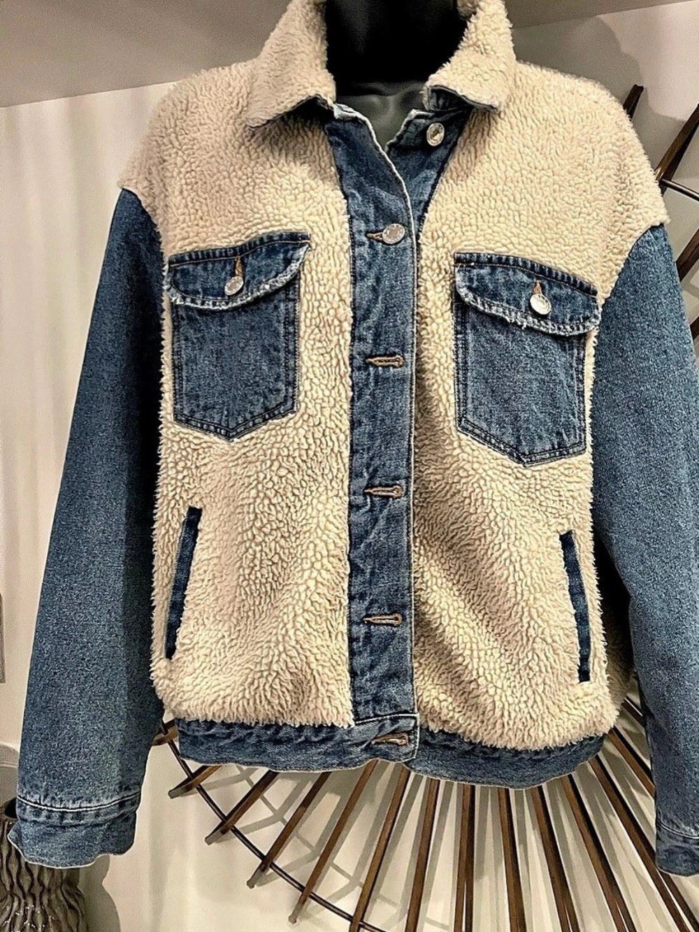 Only Sherpa Lined Denim Jacket Size 38 - Picture 2 of 5